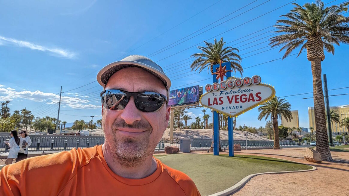 Welcome to Fabulous Las Vegas Sign
