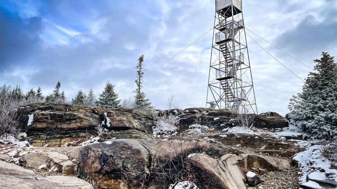 Hadley Mountain