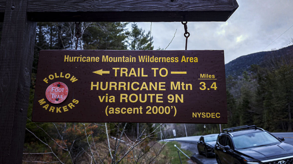 Hurricane Mountain de nuit, 2026