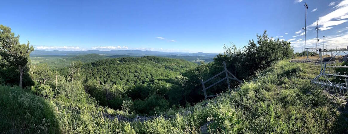 Mont Brome